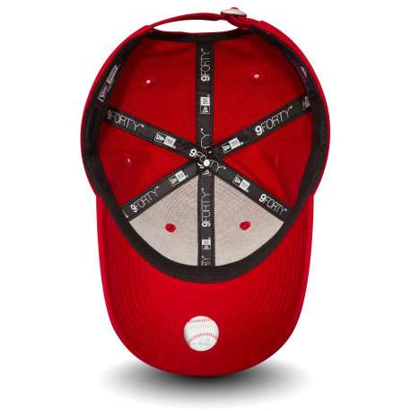 Casquette rouge unie avec logo de la marque brodé et à fermeture boucle inox - Image 4