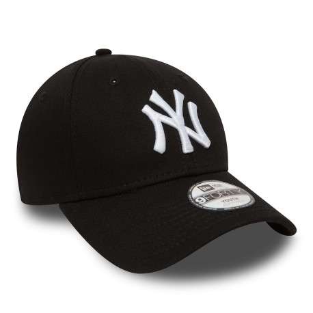 Casquette garçon noire unie à visière courbée et une fermeture strapback
