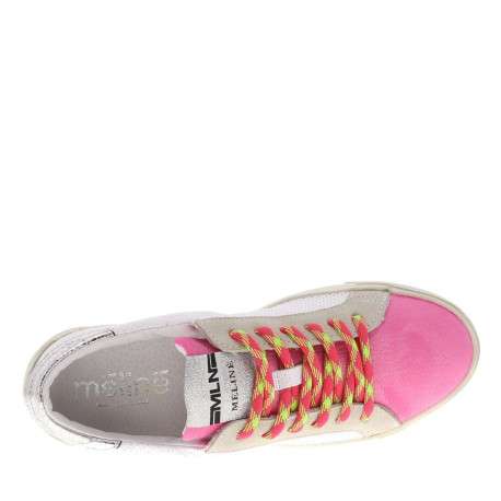 Baskets basses femme en cuir grainé fuchsia et blanc - Image 5
