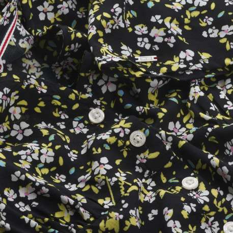 Chemise noir pour femme avec imprimé liberty coupe droite - Image 3