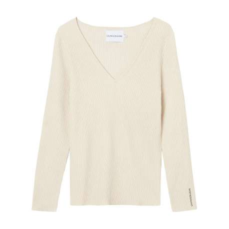 Pull écru avec un col v