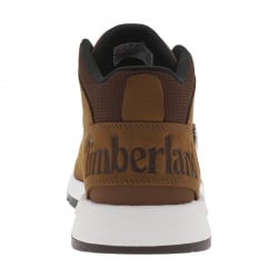 Baskets montantes en cuir nubuck brun semelle intermédiaire blanche et fermeture à lacets ronds bicolores