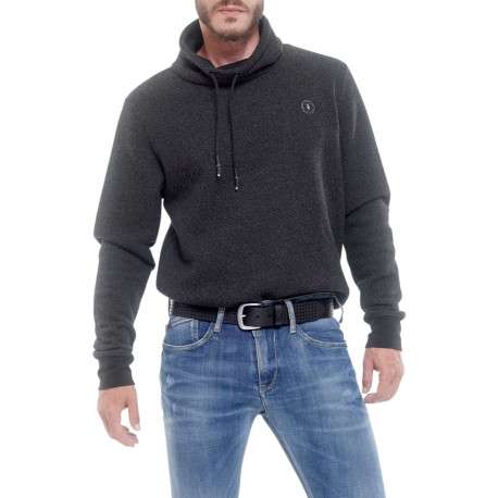 Ceinture en cuir noir perforée à boucle à ardillon argentée et initiales embossées