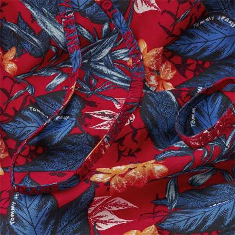 Robe courte rouge fleurie à col carré avec décolleté rond dans le dos - Image 3