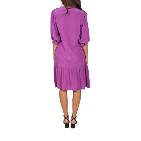 Blouse violette unie coupe droite avec un col tunisien resserré élastiquement à l'extrémité des manches - Image 2