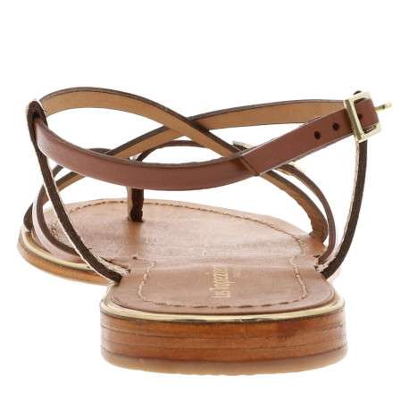 Sandales à entre-doigt Monaco marrons en cuir avec talon plat et fermeture à boucle - Image 4