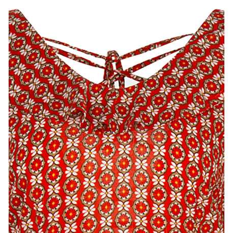 Robe courte rouge avec imprimé floral rétro all-over coupe taille basse col v à manches courtes - Image 3