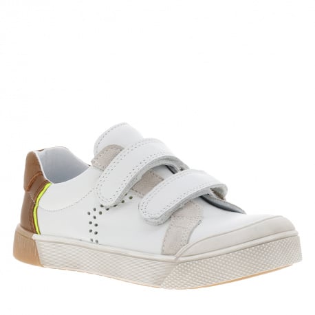 Baskets en cuir blanc à semelle tennis et bandes auto-agrippantes