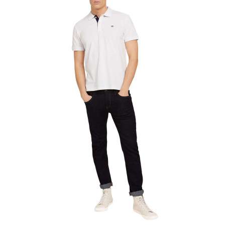 Polo en coton blanc uni coupe droite avec un col fermé par 2 boutons - Image 15