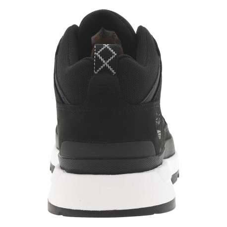 Sneakers en cuir noires à talon plat avec des lacets ronds et logo embossé - Image 10