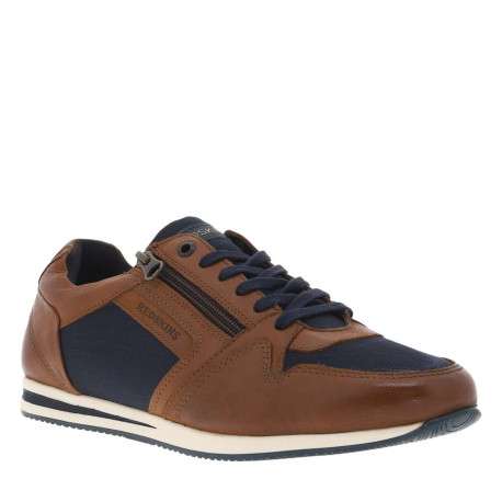 Baskets basses en cuir marrons avec talon plat et lacets plats marine