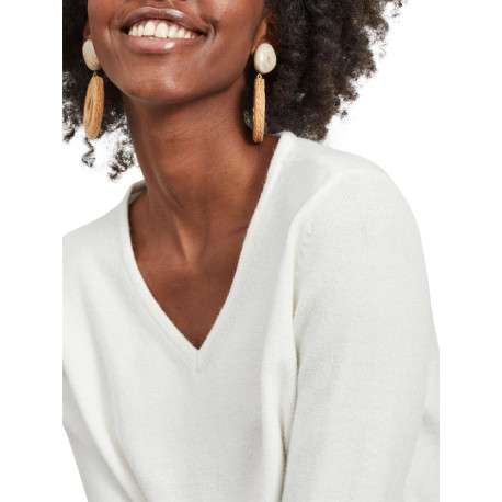 Pull écru basic avec les extrémités côtelées et col v - Image 6