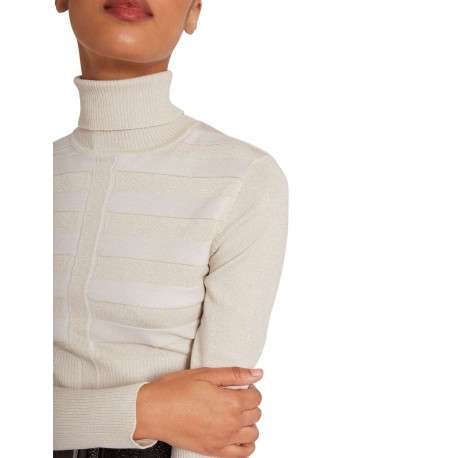 Pull écru uni avec une coupe slim à col roulé et à manches longues - Image 9