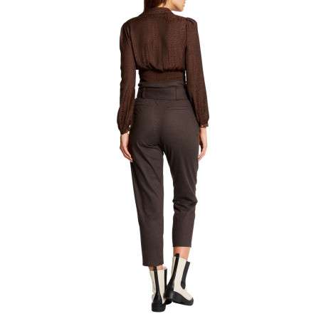 Blouse chocolat imprimé léopard avec une coupe ajusté et col v - Image 2