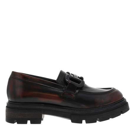 Mocassins en cuir bordeaux effet vieillit à semelle chuncky à talon décroché moyen - Image 2