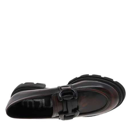 Mocassins en cuir bordeaux effet vieillit à semelle chuncky à talon décroché moyen - Image 5