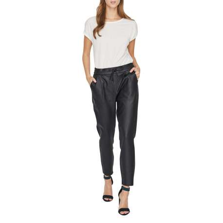 Pantalon en simili cuir noir uni avec une coupe droite - Image 21