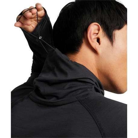T-shirt Run Cloudspun High Neck Ls M type sous pull uni noir avec une coupe droite - Image 4