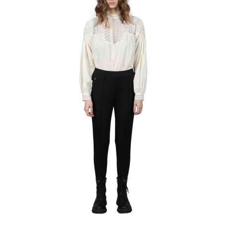 Pantalon noir uni avec une coupe slim et taille élastiquée