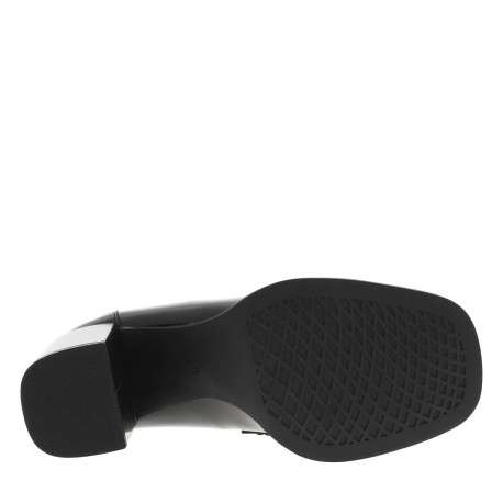 Escarpins simili cuir noir avec une coupe bateau à talon haut et languette fourrée - Image 6