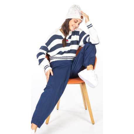Pantalon Chino Mom Jog en coton biologique et lin marine uni avec une coupe régular et cheville resserrée élastiquement