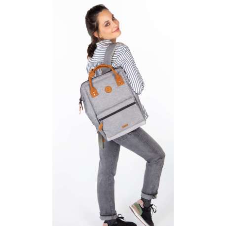 Sac à dos gris clair uni zippé avec pochettes interchangeables