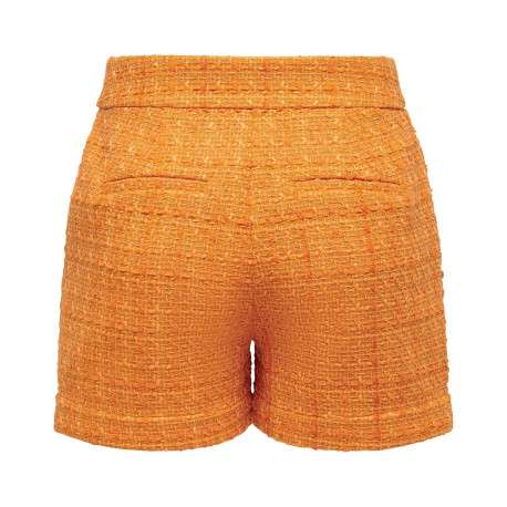 Short chino orange en tweed avec une coupe regular fit et un bouton style bijou - Image 3