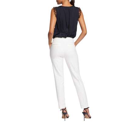 Pantalon 7/8éme blanc uni avec une coupe slim et une taille intermédiaire - Image 3