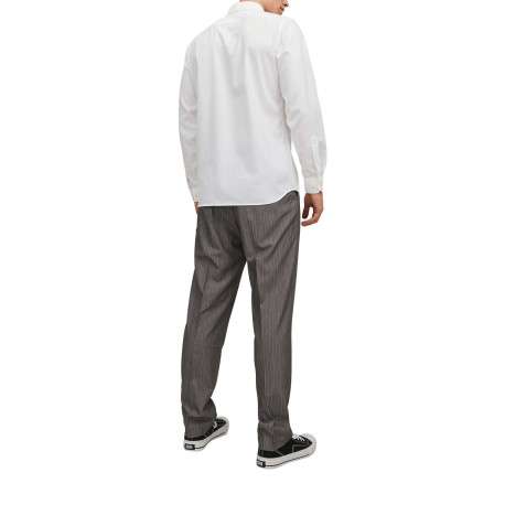 Chemise en coton blanche unie avec une couple slim et un col italien - Image 4