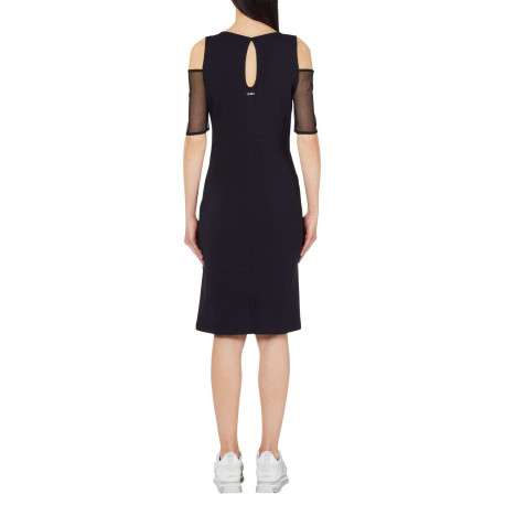 Robe courte en coton noire unie avec une coupe droite et un col rond - Image 2