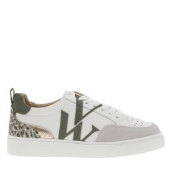 Baskets basses simili cuir uni à détails kaki et lacets plats blancs