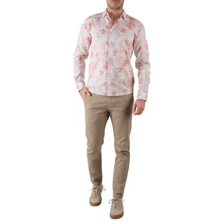 Chemise en coton écrue fleurie avec une coupe droite et un col italien