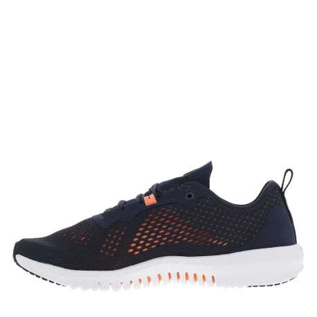 Baskets basses style running marine avec une doublure intérieure rose - Image 3