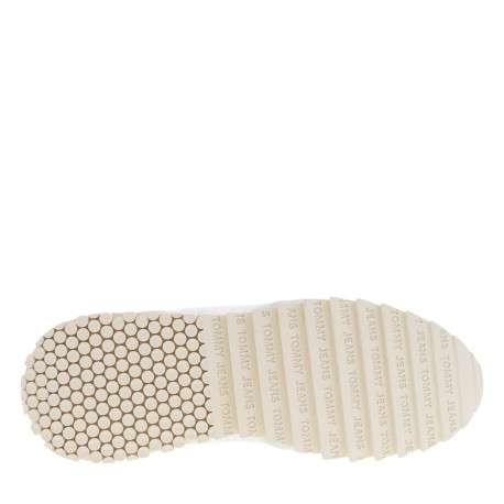Baskets basses en Mesh blanc vert à patchs nubuck, semelle crantée et lacet plat - Image 5
