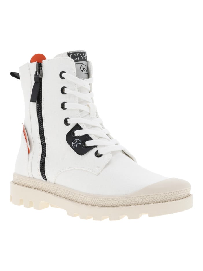 Baskets montantes en toile...