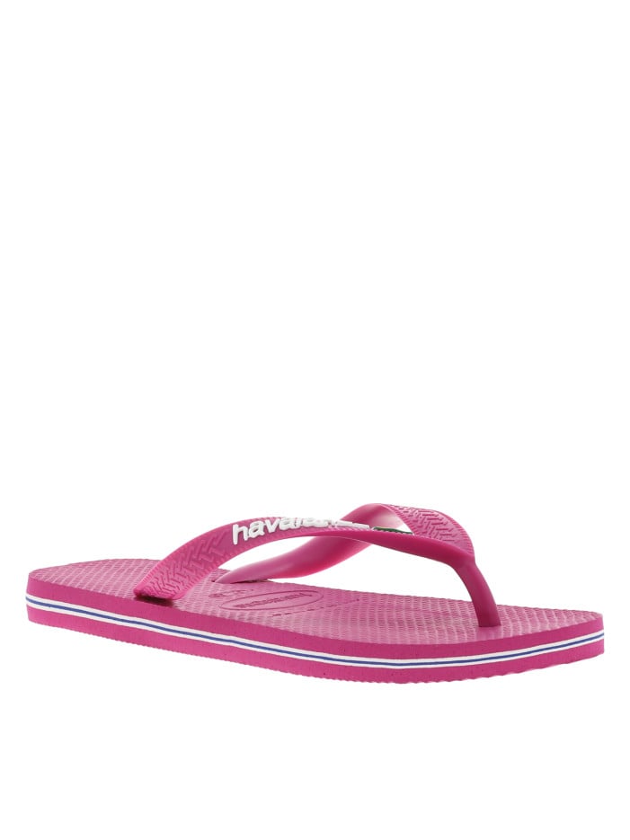 Tongs entre-doigts...