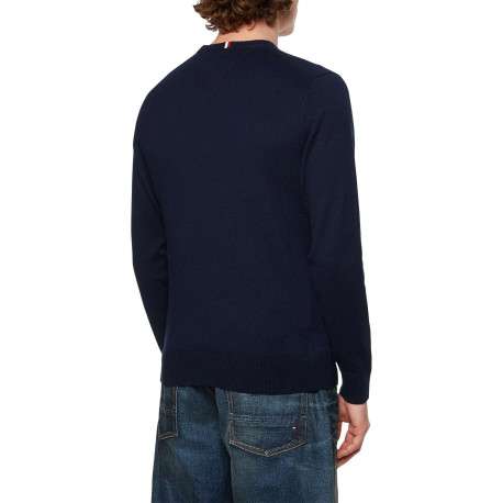 Pull marine uni avec une coupe droite et un col rond en bord côte - Image 9
