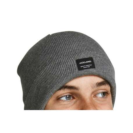 Bonnet gris uni avec une étiquette noire cousue sur l'ourlet - Image 2