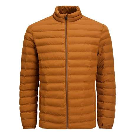 Doudoune caramel matelassée avec une coupe droite et un col montant