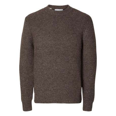 Pull chocolat uni avec une coupe droite et un col rond en bord côte