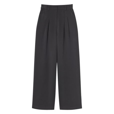 Pantalon noir uni avec une coupe droite et des passants pour la ceinture