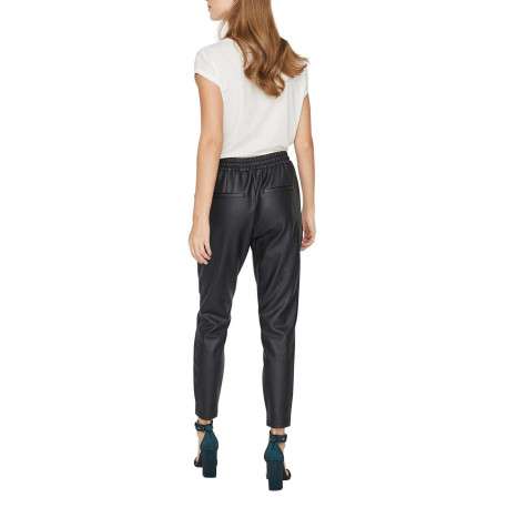 Pantalon en simili cuir noir uni avec une coupe droite - Image 6
