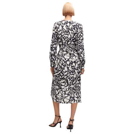 Robe longue black imprimé abstrait avec une coupe portefeuille et un col v - Image 2