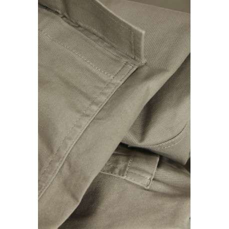Pantalon Cargo kaki uni avec une coupe regular fit et des poches latérales - Image 5