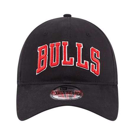 Casquette noire unie avec coupe dad cap et une fermeture strapback - Image 3