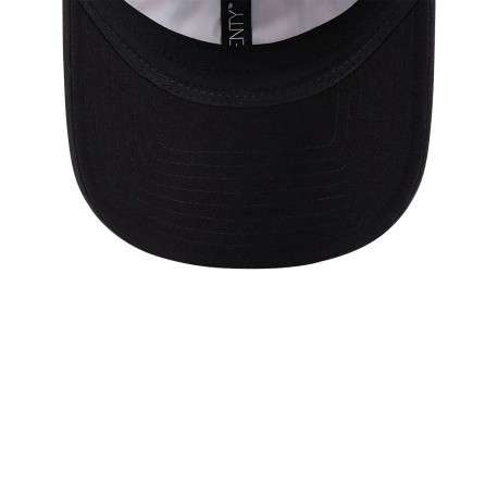 Casquette noire unie avec coupe dad cap et une fermeture strapback - Image 6