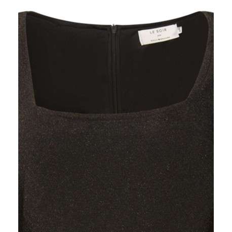 Robe courte noire à lurex avec une coupe patineuse et un col carré - Image 3
