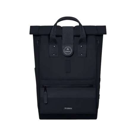 Sac à dos Wellington noir avec logo cousu sur le rabat et sur la poche avant