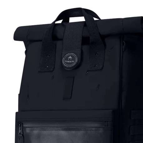 Sac à dos Wellington noir avec logo cousu sur le rabat et sur la poche avant - Image 7