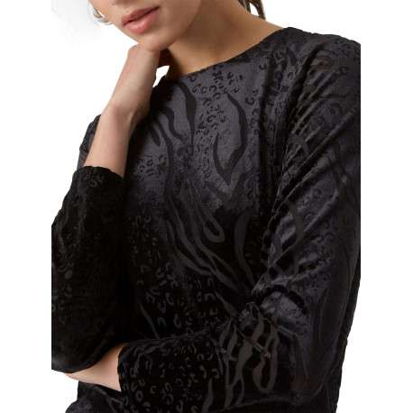 Robe courte noire en velours coupe près du corps col rond et à manches longues - Image 5